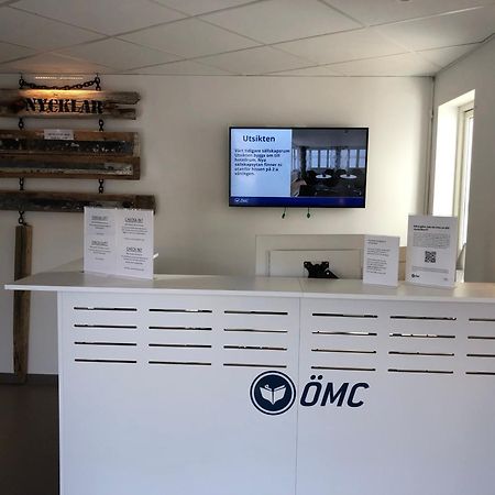 Oemc Kurshotell Ockero Bagian luar foto