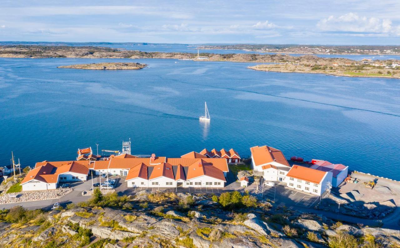 Oemc Kurshotell Ockero Bagian luar foto